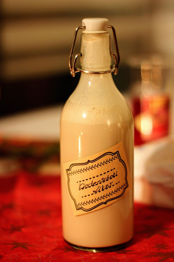Brombeer Likör Flasche